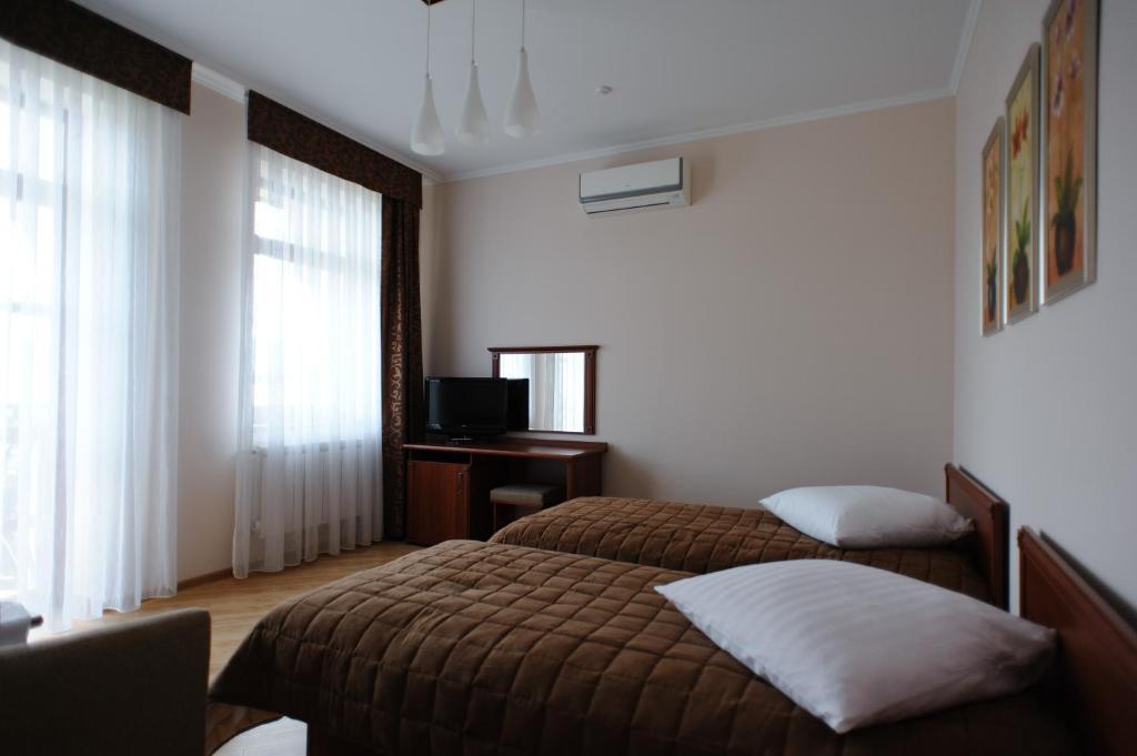 Karpaty Hotel คุสท์ ห้อง รูปภาพ
